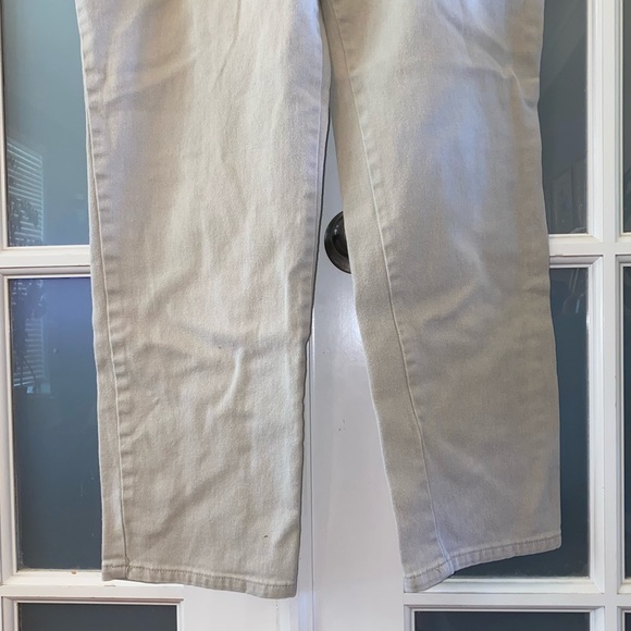 GUC Women’s Size 12P, Gloria Vanderbilt Jeans 5 Pocket Tan/Khaki Jeans - Picture 5 of 13